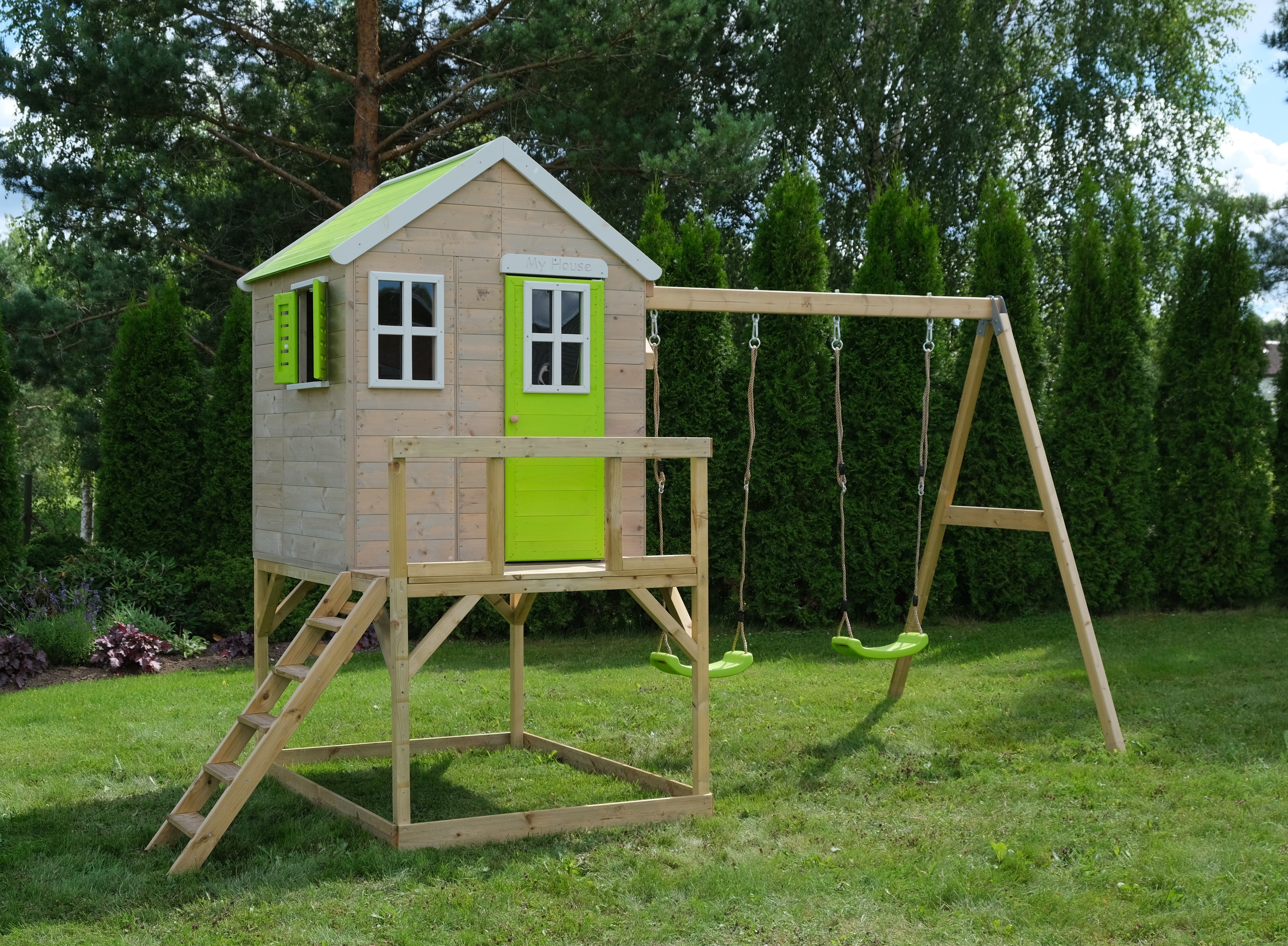 M27 My Lodge with Platform and Double Swing