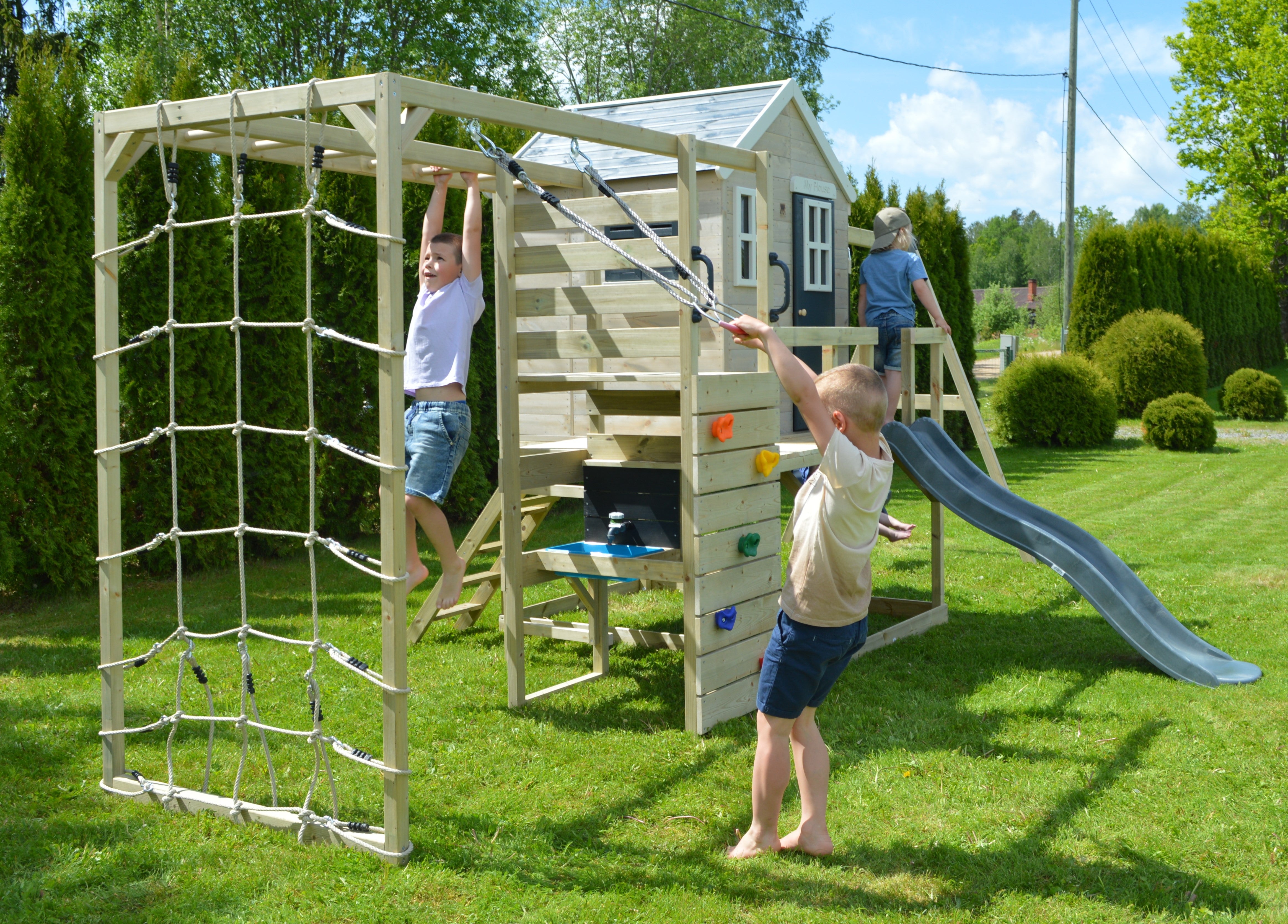 M28-GK My Lodge with Platform, Slide and Double Swing + Gym & Kitchen Attachment