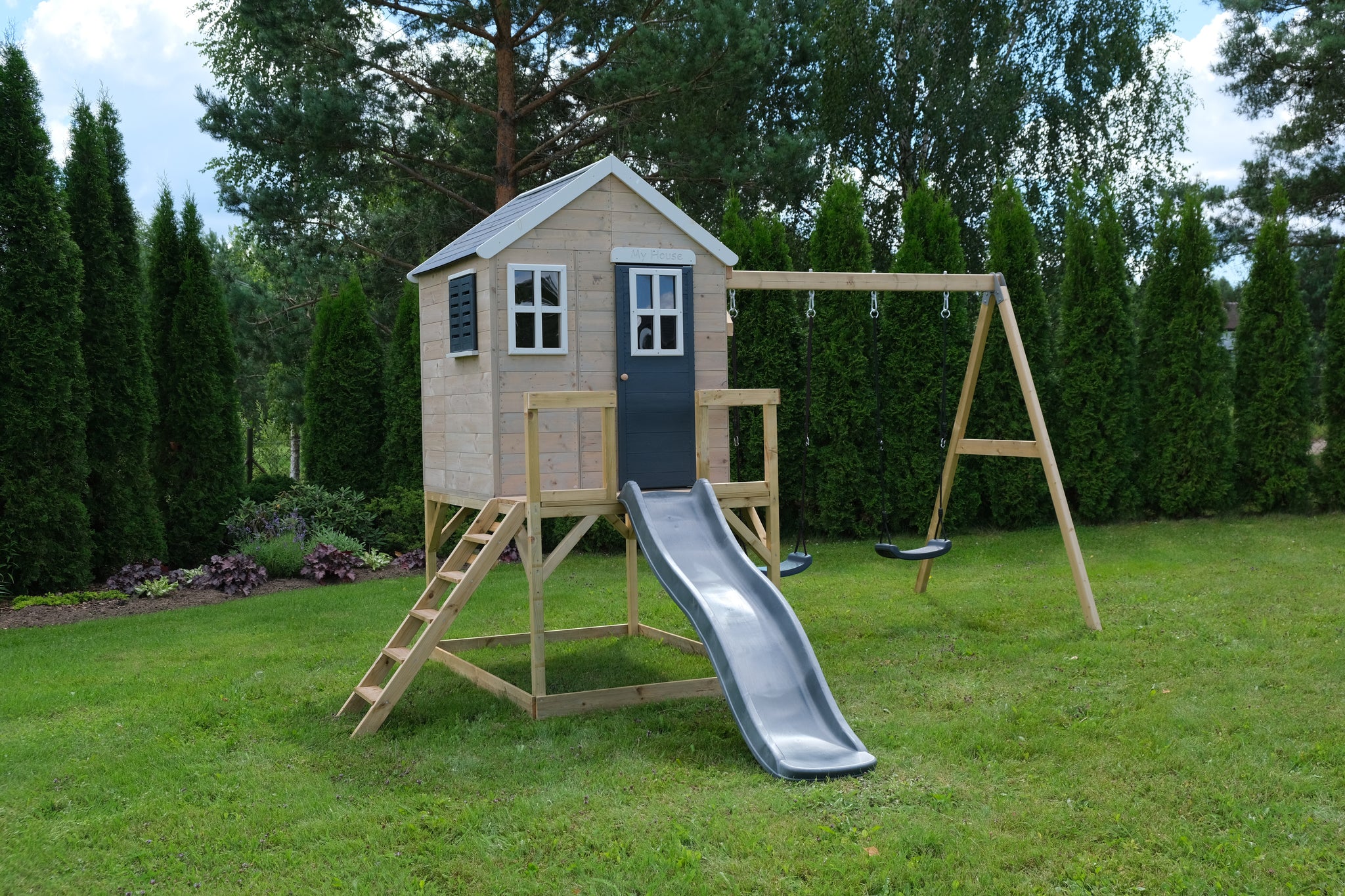 M28-K My Lodge with Platform, Slide and Double Swing + Kitchen Attachment