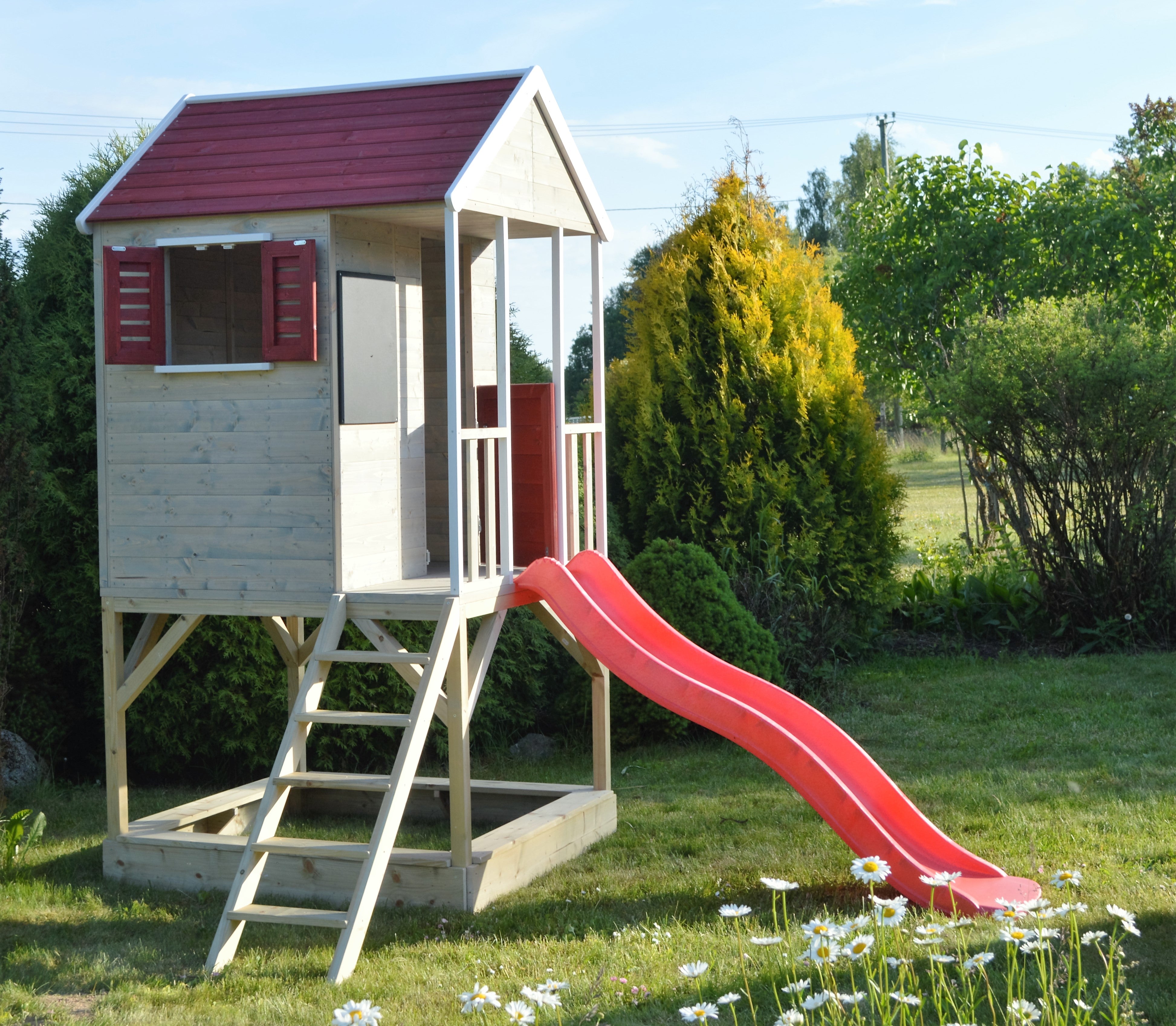 M7R-G Summer Adventure House with Platform and Slide + Gym Attachment