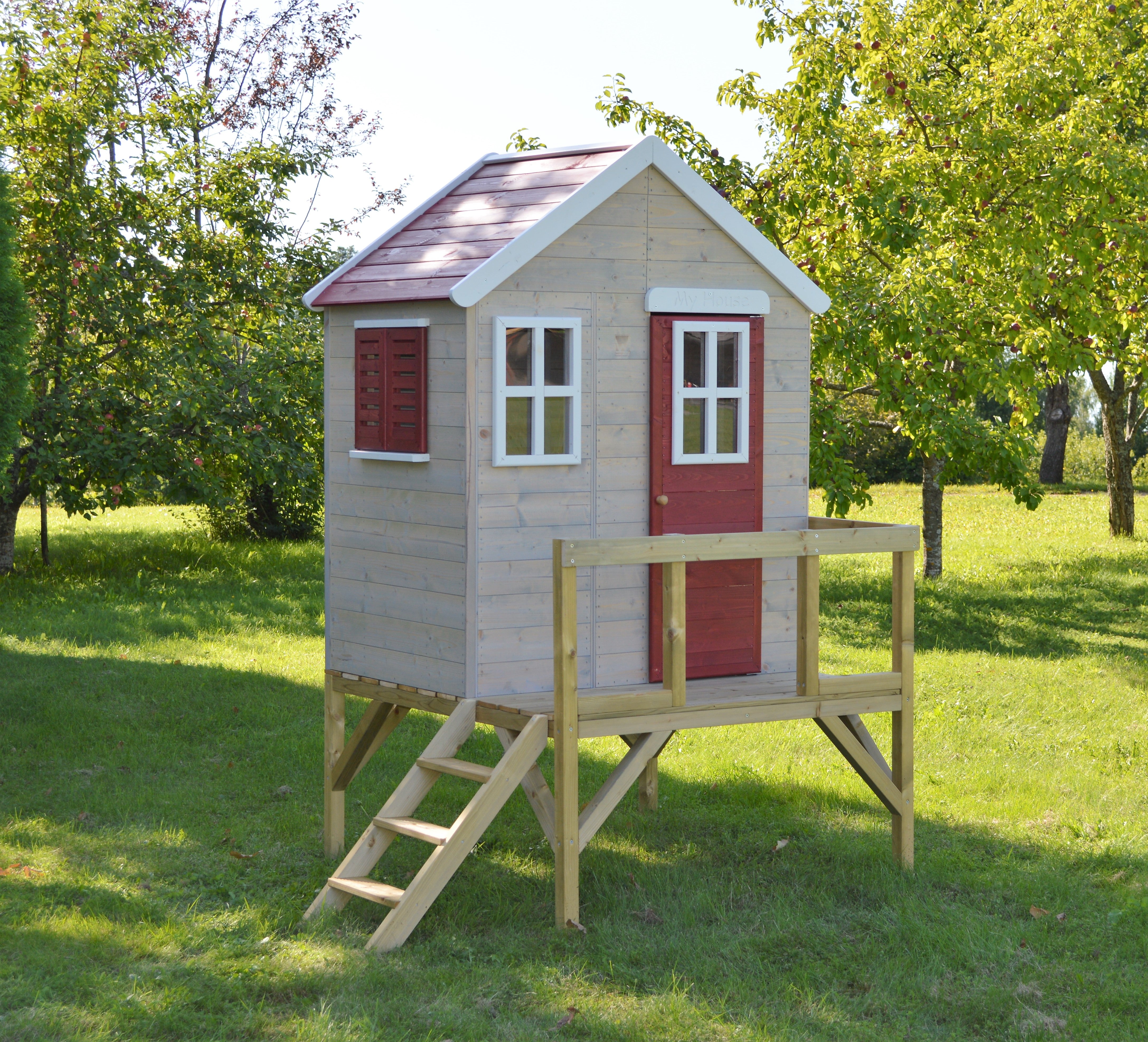 M25R Playhouse with Platform My Cottage Red